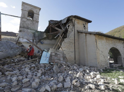 МИДЕИ публикует телефоны для информирования в связи с землетрясением в Италии