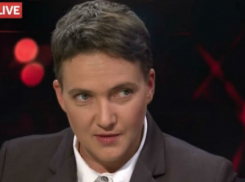 Работа в службе «Секс по телефону» научила Надежду Савченко разбираться в мужчинах