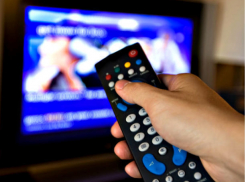 Молдавский телеканал наказали за использование слова «Кишинев» вместо «Кишинэу» 