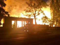 Грандиозный пожар на Республиканском стадионе в Кишиневе сняли на видео