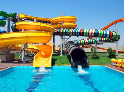 Внезапными проверками пригрозила налоговая бассейнам, зонам отдыха и развлекательным центрам