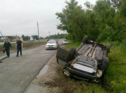 В ДТП с переворотом иномарки в Каушанском районе пострадал молдаванин