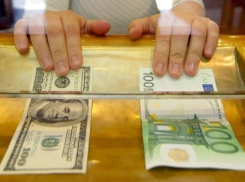 Доллар, евро и румынский лей «взлетят» во второй день лета 