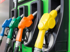 Топливный рынок продолжает «радовать» расценками