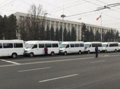 Забастовка водителей маршруток: поставить кишиневцев на колени не удалось