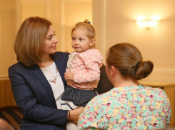 Галина Додон вернула детям жизнь, наполненную звуками