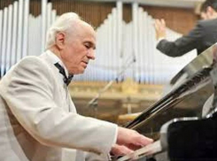 В Тирасполе запретили съемки с вертолета родного села Евгения Доги