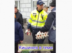 Полиция гоняет бабушек, торгующих копеечным луком: «незаконная уличная торговля»