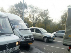 Очередное ДТП с участием маршрутки произошло сегодня утром в Кишиневе 