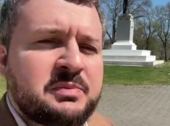 Галбур предложил снести памятник Ленину за 100 тысяч леев