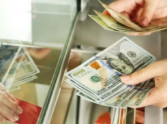 25% молдаван получают деньги от родственников из-за границы