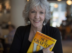 Скончалась знаменитая автор женских детективов, запретившая экранизировать свои романы