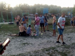 Кровавая бойня: расстрел взрослых и детей на украинском пляже попал на видео