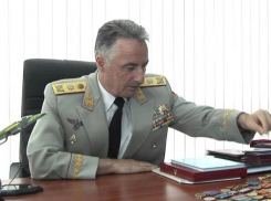 Генерал Гайчук пообещал оградить армию от политических игр