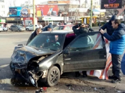 Экс-глава МВД Алексей Ройбу и второй водитель пострадали в автокатастрофе в центре Кишинева