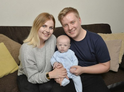 Юная блондинка узнала о беременности за четыре часа до родов 