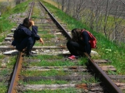 16-летняя девушка хотела броситься под поезд из-за ссоры с родными