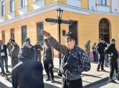 Грандиозное побоище устроили одесские сторонники и противники Саакашвили и попали на видео 