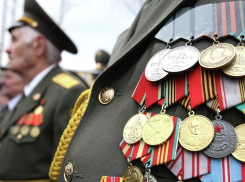 Парламент поддержал инициативу ПСРМ повысить в 5 раз ежемесячное пособие для ветеранов - обладателей наград бывшего СССР