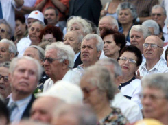 Власти Молдовы решили: женщины будут выходить на пенсию на 5 лет позже, а мужчины - на год позже 