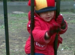 Скандал в детском саду во Флорештах: ушедшая девочка без верхней одежды испугала мать