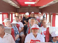 Молдова готова к протестам! Автобусы с тысячами людей направляются на ПВНС! 