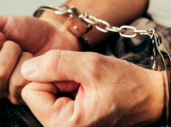 12-летняя девочка совратила парня в Сороках: его осудили на три года