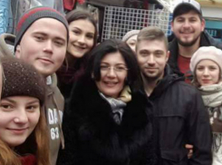 Сильвия Раду заявила, что «случайно» принялась обнимать демократов на рынке в Кишиневе