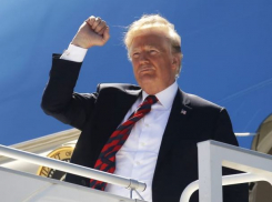 Трамп признал Крым территорией России, «потому что все там говорят по-русски»