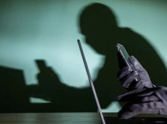 В Молдове 21-летнего парня приговорили к семи годам за телефонное мошенничество