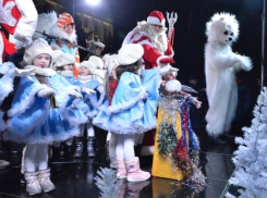 Примэрия обнародовала программу новогодних праздников в столице 