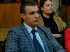 Молодой офицер НЦКБ украл вещественные доказательства: золотые украшения и крупную сумму евро