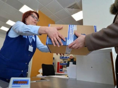 Придется платить: с Нового года за посылки стоимостью свыше 200 евро будут взыматься таможенные платежи