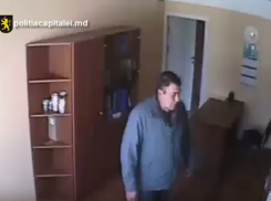 Полиция просит помощи в установлении личности преступника 