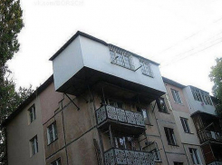 В Молдове за расширение жилплощади за счет балконов и перевоз стройматериалов в лифтах будут жестко штрафовать 