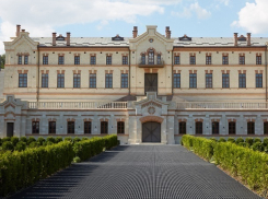 «Бомба в Castel Mimi» привела к срочной эвакуации людей из замка