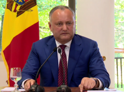 Президент призвал сотрудников СИБ «не поддаваться политическому давлению» 