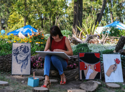 Удивительные картины в стиле String Art жительницы Страшенского района обрели своих ценителей 