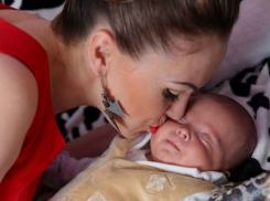 Жительница Молдовы пережила 12 трагических беременностей, развод и родила двоих детей