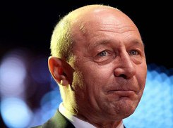 Претендующего на захват Молдовы Траяна Бэсеску потребовали объявить персоной нон грата 