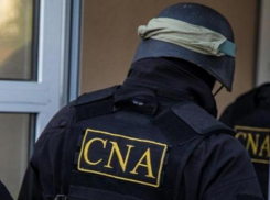 Пятерых сотрудников прокуратуры и полиции задержали за вымогательство взятки в 200 тысяч евро