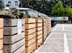 Румыния подарила армии Молдовы внедорожники, каски и бронежилеты