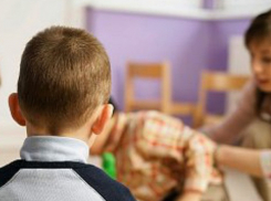 Воспитатель детсада в Гратиештах избила ребенка металлической кружкой 