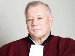 Бывшего главу Конституционного суда сместили безо всяких оснований, - мнение юриста