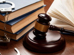 Пьяный судья в Сороках избил человека, устроил ДТП и попытался скрыться: МВД передало дело прокурору