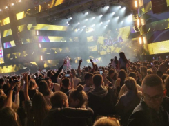 Гуляй, Вася! Тысячи людей без масок повеселились на Summerfest