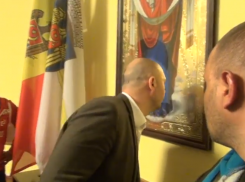 Претор сектора Центр поцеловал икону и поклялся в своей невиновности в трагедии в кафе La Soacra
