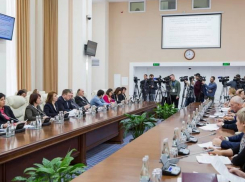 Правительство увеличило состав Чрезвычайной национальной комиссии по общественному здравоохранению 