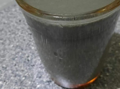 Черная вода из-под крана: кошмарные кадры из Хынчешт