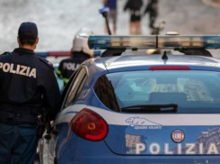 В Италии молдаванин получил шесть ножевых ранений от сожителя своей матери